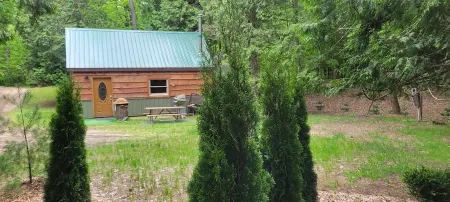 The "Bear Den"  Betsie River Waterfront Guest Home.