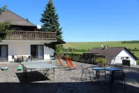 Spacious, cozy vacation apartment with balcony in the Volcanic Eifel