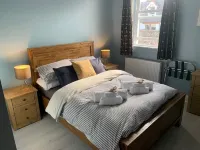 Skippers Retreat (with free doorstep parking)