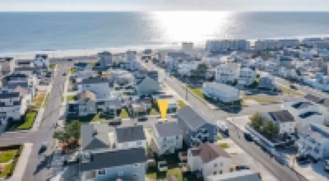 Cozy and quiet beach 1st floor condo just steps from the beach!