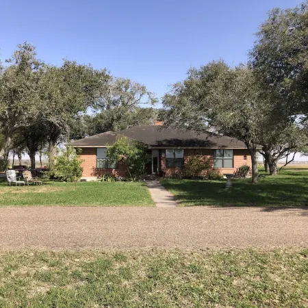Four bedroom country home that is Great for Family Reunions or a Quiet Retreat.