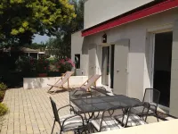 Bottom of independent 60m2 villa, 2 bedrooms, large terrace and golf ball - 3 Sao