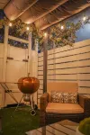 Modern & Chic Condo Prime Location Run by Owners
