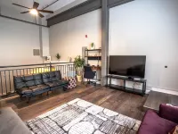 King Centered Downtown Lafayette Hotel a 