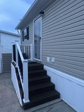 Coastal Cottage - 2BR Home with 2 Pools, pond, & 1000ft pier in Assateague Point