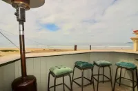 Magnificent Ocean views! On Oceano sandy beach with fire pit