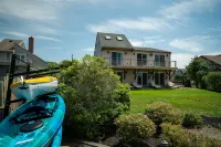 Luxury Waterfront Home & Boat Dock Walk to Beach