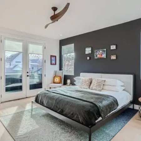 Dip into the 512 Experience! 6 Bdrms W/Pool Mins to DT