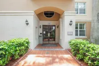 Stylish apartment in Aventura Hotels in Aventura