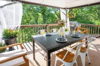 Cozy Retreat w/ Pool, Cinema Room & Fire Pit - 4-Star