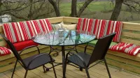 Little White Cottage-Country Setting In Town Just 5 minutes to The Ark Encounter