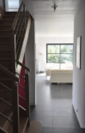 Large luxury & calm villa (4 stars), close to beaches & small sea view 聖吉爾達德呂伊酒店