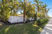 Lido/St. Armands, Sarasota-Walk to Beach & St. Armands, Private cottage w/grill!
