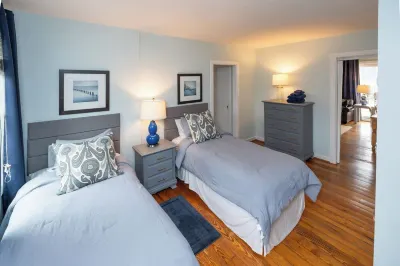 Annapolis Condominium in the heart of the historic center