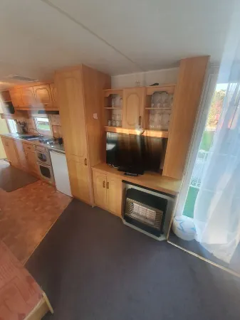 Beachfront 6 Berth Caravan, 5mins walk to Fantasy Island Отели рядом с достопримечательностью «Батлинс Фэмили Энтертейнмент Резорт»