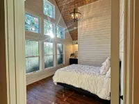 Boulder Trail Getaway- 15 min from New River Gorge National Park ワイルダーネスのホテル