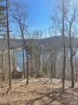 Charming 2-bedroom cabin with WiFi in the the Smokey Mountains