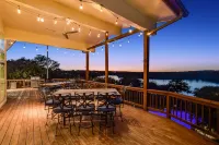 LakeTravis Waterfront~BoatDock~Swimming Pool~Hot Tub~PICKLEBALL/Basketball Court