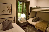 Luxury Barn Retreat near Mohican River Hotel di 