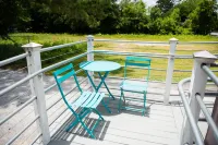2~Charleston Gem~ Studio 2 is Located 4 Miles from Downtown Charleston