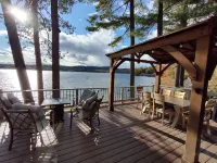 Winnipesaukee lakefront home. Close to ski resorts, dining, shopping, spas!