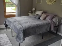 Very comfortable house in the heart of Big Bay, with everything you need. Hotels in Powell