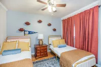 5bd-3 miles to ND-Theater-Arcade-Firepit