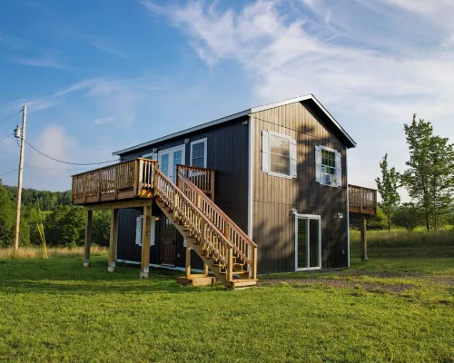 Amazing Views • 7 Acres • Creek • Hot Tub • 30 Min to All Star Village 富蘭克林酒店