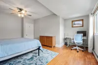 Tufts 3-Bed, 2-Office Home with Laundry