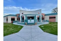 Hometown USA With Hot Tub and Fully Renovated