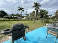 Island Cottage-Boat Ramp End of Street! Walk to Jug Creek Marina! - 3-Star