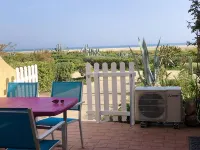 BARCARESA-LA PERLE SEA VIEW WATERFRONT AIR CONDITIONING WIFI Hotels in Leucate