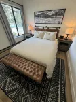 Fireside Condo at the Village - Sleeps 4 - Newly Remodeled Các khách sạn gần Chair 20
