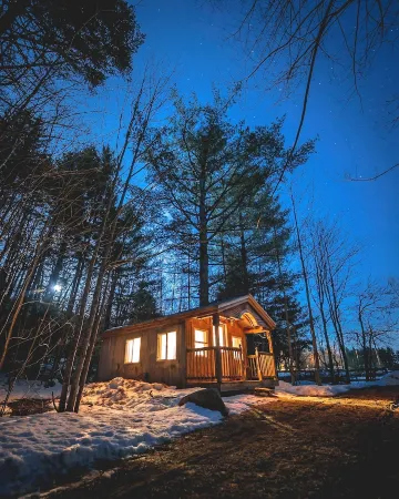 Cozy cabin in charming Londonderry