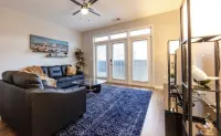 Modern Condo at Perimeter Hotels near lululemon