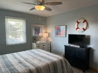 Ocean & Sound Views, 4BR house, Private Pool & Hot Tub, WiFi, AC, Dog Friendly