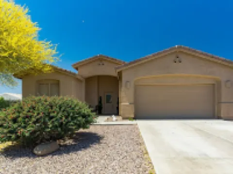 Beautiful Bungalow in Award Winning Resort Style Gated Sun Lakes community Hotels in Sun Lakes