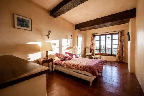 House of character in the heart of a medieval village, Tourrettes sur Loup