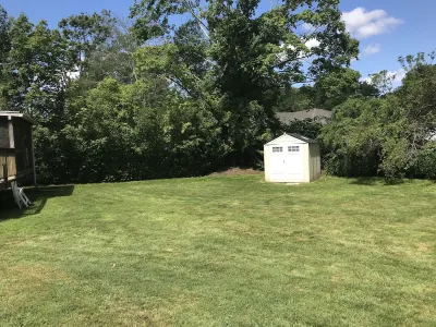 3 Bed 1.5 bath cottage in walking distance to Narragansett Town Beach & Pier Point Judith Lighthouse附近的飯店