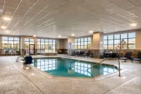 Drury Plaza Hotel Broadview Wichita - Hot Tub