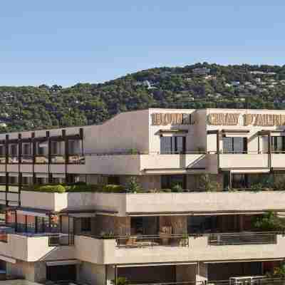 Hôtel Barrière Le Gray d'Albion Cannes Hotel Exterior