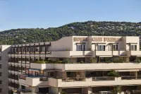 Hôtel Barrière Le Gray d'Albion Hotels in der Nähe von Cimetière du Grand Jas