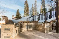 Luxury Ski-In, Ski-Out Arrowleaf Penthouse  With Panoramic Views