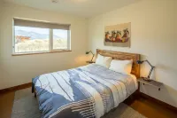Artemisia: New Zero-Energy View Home—Walk To Town Hotel in zona Twisp River Rearing Ponds