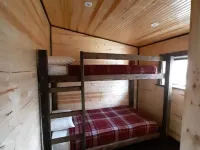 Deer Creek Pony Express Cabin Hotels in Converse County