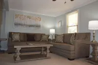 Moonshine Cottage - Time to GOLF!