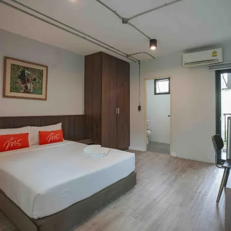 Them5 Residence