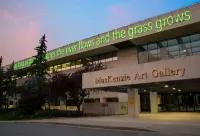 Holiday Inn Express & Suites Regina-South Hotels in 