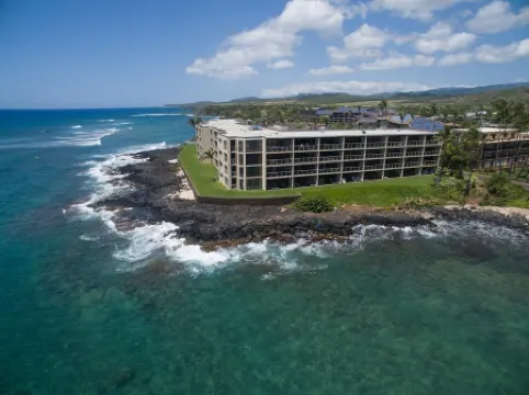 Ocean Front Luxury Condo - Relaxing Comfort