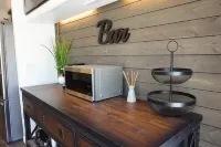 Modern home with parking/public boat ramp